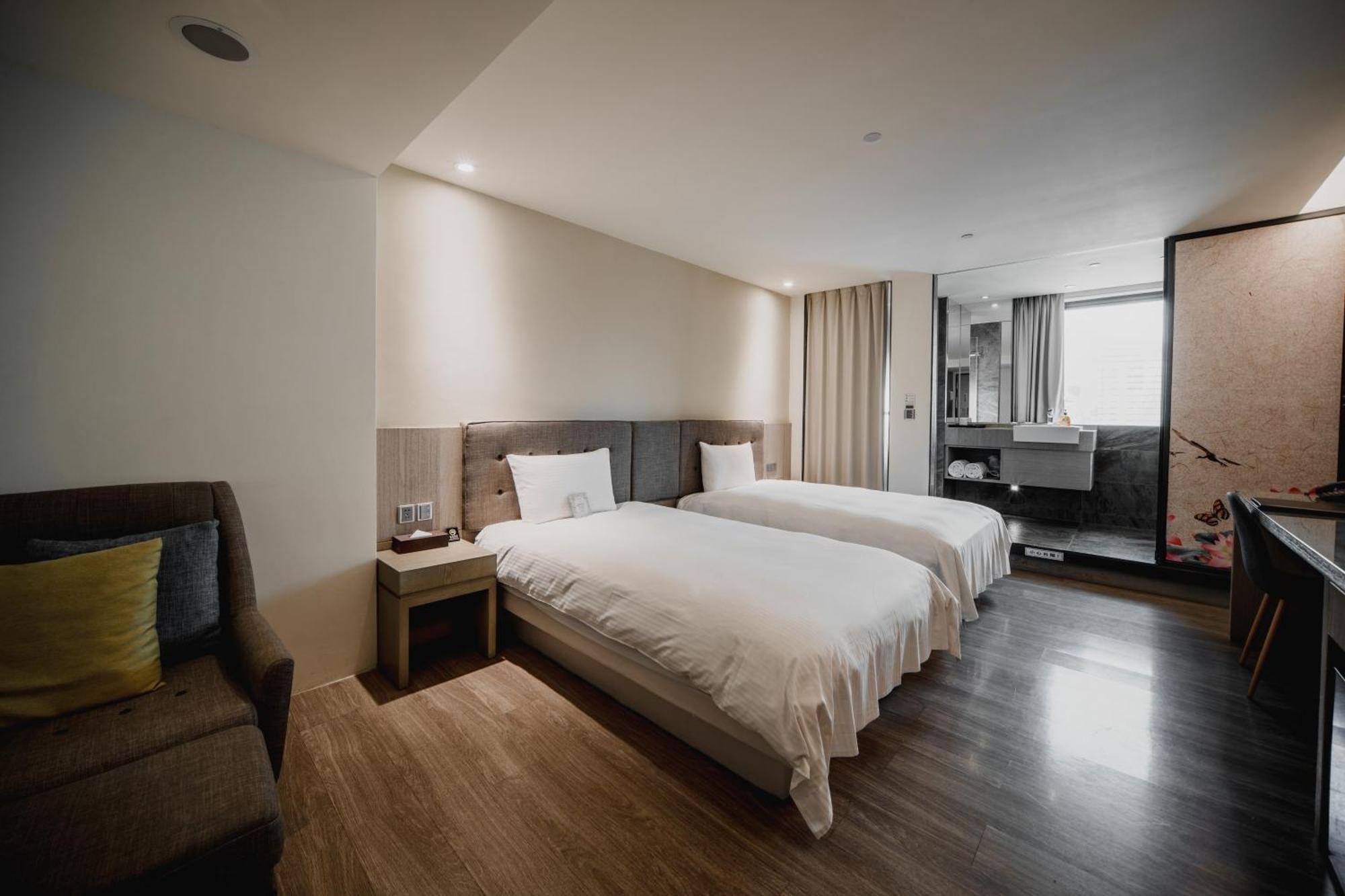 Hub Hotel Kaohsiung Yawan Branch Exterior photo