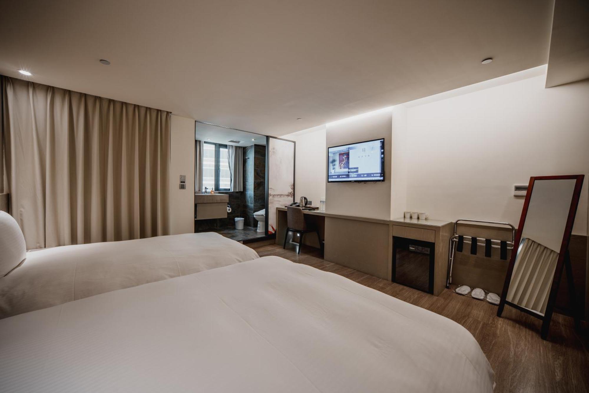 Hub Hotel Kaohsiung Yawan Branch Exterior photo